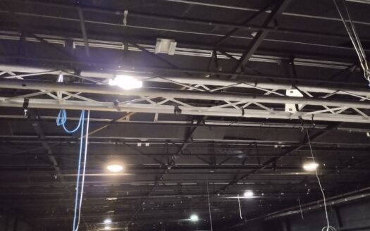 Nave industrial en venta en Sant Just desvern de 1.416 m²