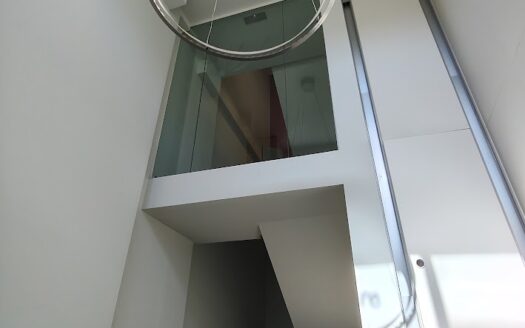 Nave industrial de Venta/Alquiler de 694 m² en Cornellá de Llobregat