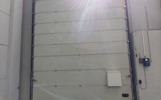 Nave industrial de Venta/Alquiler de 694 m² en Cornellá de Llobregat