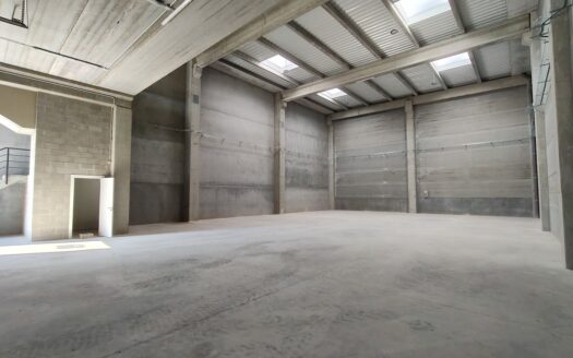 Naves de alquiler en la Garriga de 519 m² a 677 m²