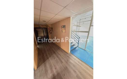 Nave Industrial en venta en Mejorada del Campo de 490m²