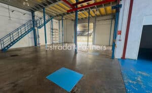 Nave Industrial en venta en Mejorada del Campo de 490m²