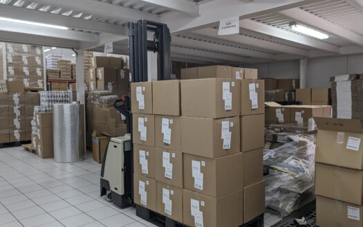 Nave industrial de venta en Sabadell de 656 m²