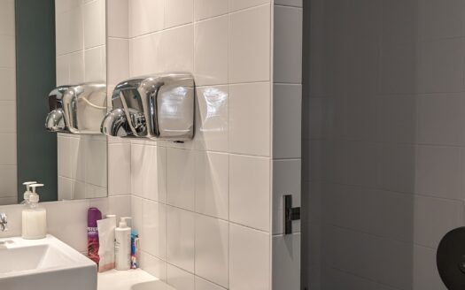 Nave industrial de venta en Sabadell de 656 m²