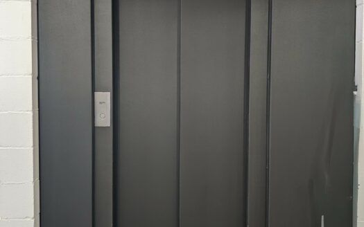 Nave industrial de venta en Sabadell de 656 m²