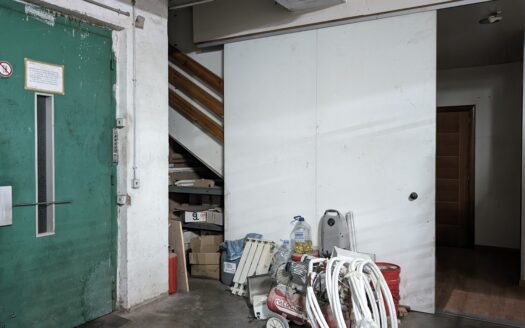 Nave industrial en venta en Sant Feliu de Llobregat de 2.028 m²