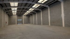 Nave industrial de alquiler en Abrera de 609 m²