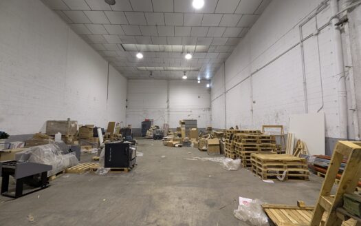 Nave en alquiler/venta en Molins de Rei de 901 m²