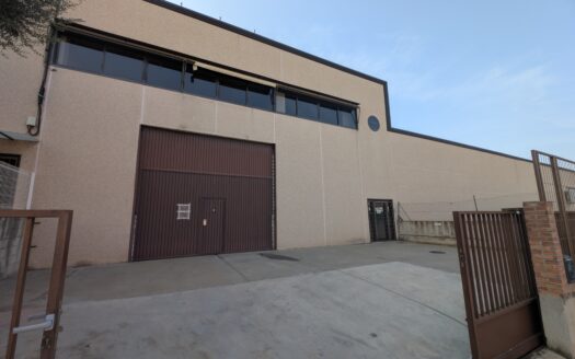 Nave de alquiler en Sant Joan Despi de 874 m²