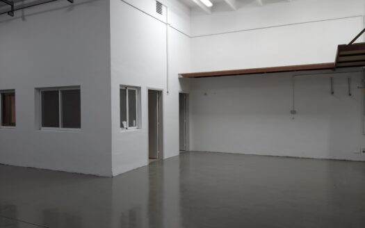 Nave de alquiler en Sant Joan Despi de 874 m²