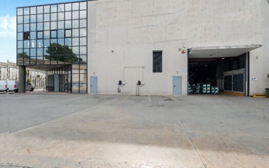 Nave en alquiler en Montcada i Reixac de 4.924 m²