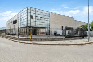 Nave en alquiler en Montcada i Reixac de 4.924 m²