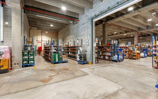 Nave en alquiler en Montcada i Reixac de 4.924 m²