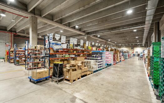 Nave en alquiler en Montcada i Reixac de 4.924 m²