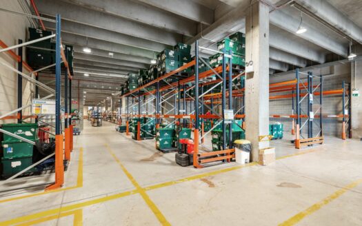 Nave en alquiler en Montcada i Reixac de 4.924 m²