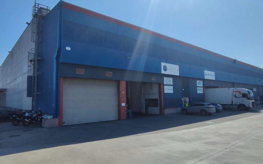 Nave de alquiler en Sant Andreu de la Barca de 3.848 m²