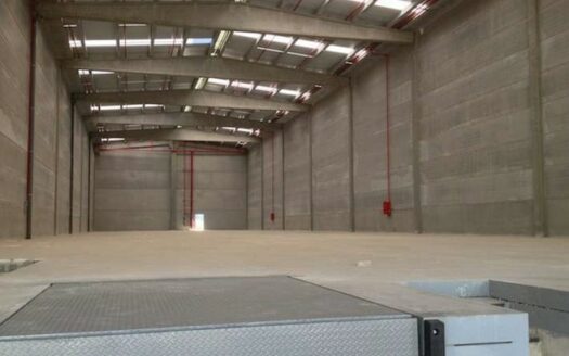 Nave de alquiler en Sant Andreu de la Barca de 3.848 m²