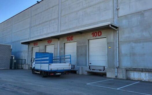 Nave de alquiler en Sant Andreu de la Barca de 3.848 m²