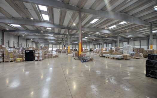 Nave Logistica de alquiler en Palau de Plegamans de 6.782 m²