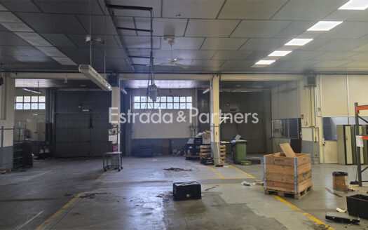 Nave Industrial en venta en Arganda del Rey de 1.662 m²