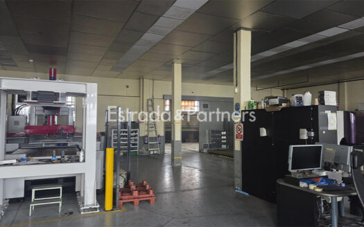 Nave Industrial en venta en Arganda del Rey de 1.662 m²