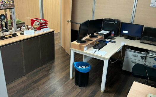 Nave en alquiler en Sant Andreu de la Barca de 628 m²