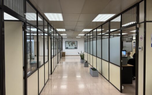 Nave en alquiler en el Prat de Llobregat de 3.251 m²