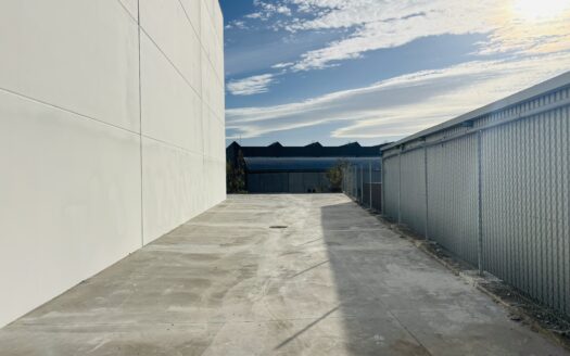 Plataforma Logistica de alquiler en Polinyà de 2.000 m²