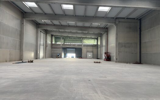 Plataforma Logistica de alquiler en Polinyà de 2.000 m²