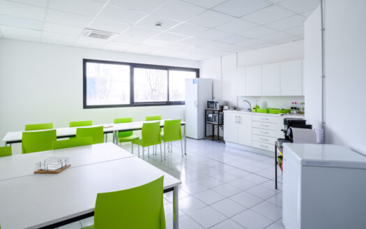 Nave de alquiler en el Prat de Llobregat de 2.768 m²