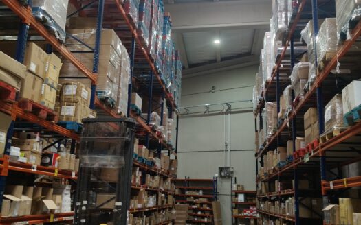 Nave logistica de alquiler en L’Hospitalet de Llobregat de 3.151 m²