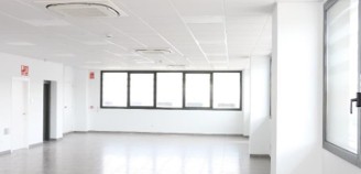 Nave logistica de alquiler en Sant Esteve de Sesrovires de 13.604 m²
