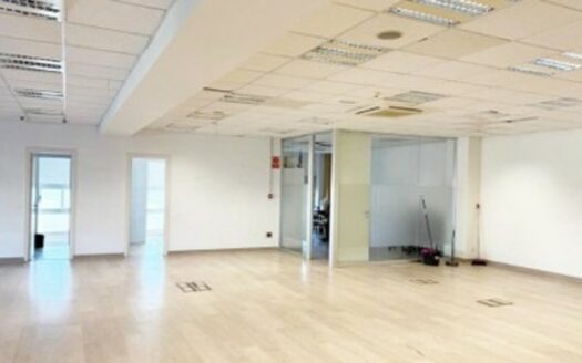 Nave de alquiler en Sant Boi de Llobregat de 3.809 m²
