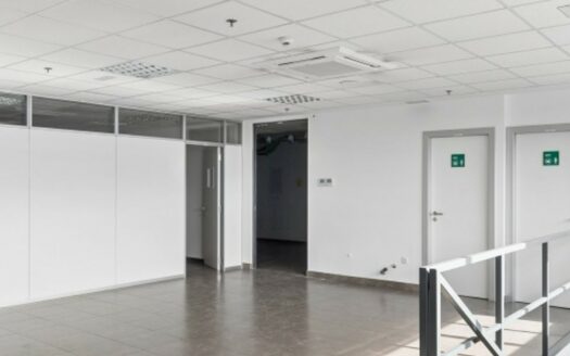 Nave de alquiler en Sant Esteve de Sesrovires de 28.882 m²