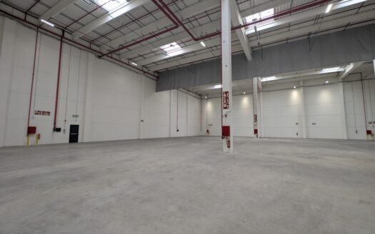 Naves logísticas de alquiler en L’Hospitalet de Llobregat de 5.900 m²