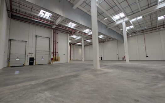 Naves logísticas de alquiler en L’Hospitalet de Llobregat de 5.900 m²