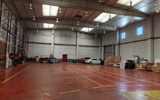 Nave de alquiler en L’Hospitalet de Llobregat de 1.232 m²
