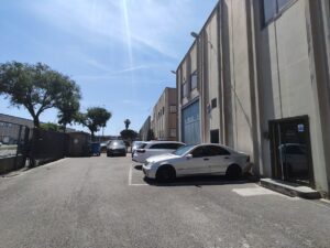 Nave de alquiler en L'Hospitalet de Llobregat de 1.232 m²
