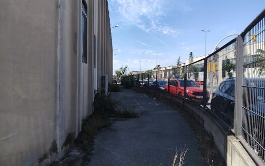 Nave de alquiler en L’Hospitalet de Llobregat de 1.232 m²