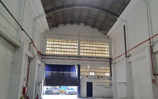 Nave de alquiler en L’Hospitalet de Llobregat de 3.006 m²