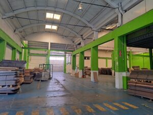 Nave de alquiler en L'Hospitalet de Llobregat de 3.009 m²