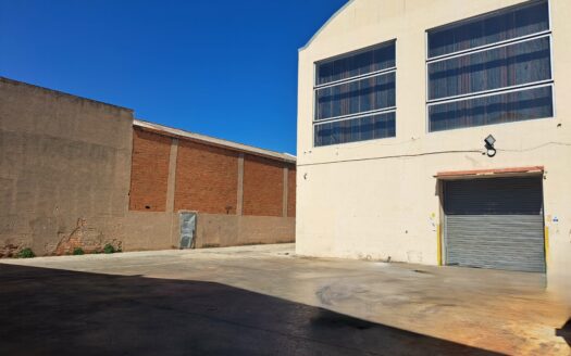 Nave de alquiler en L’Hospitalet de Llobregat de 3.006 m²